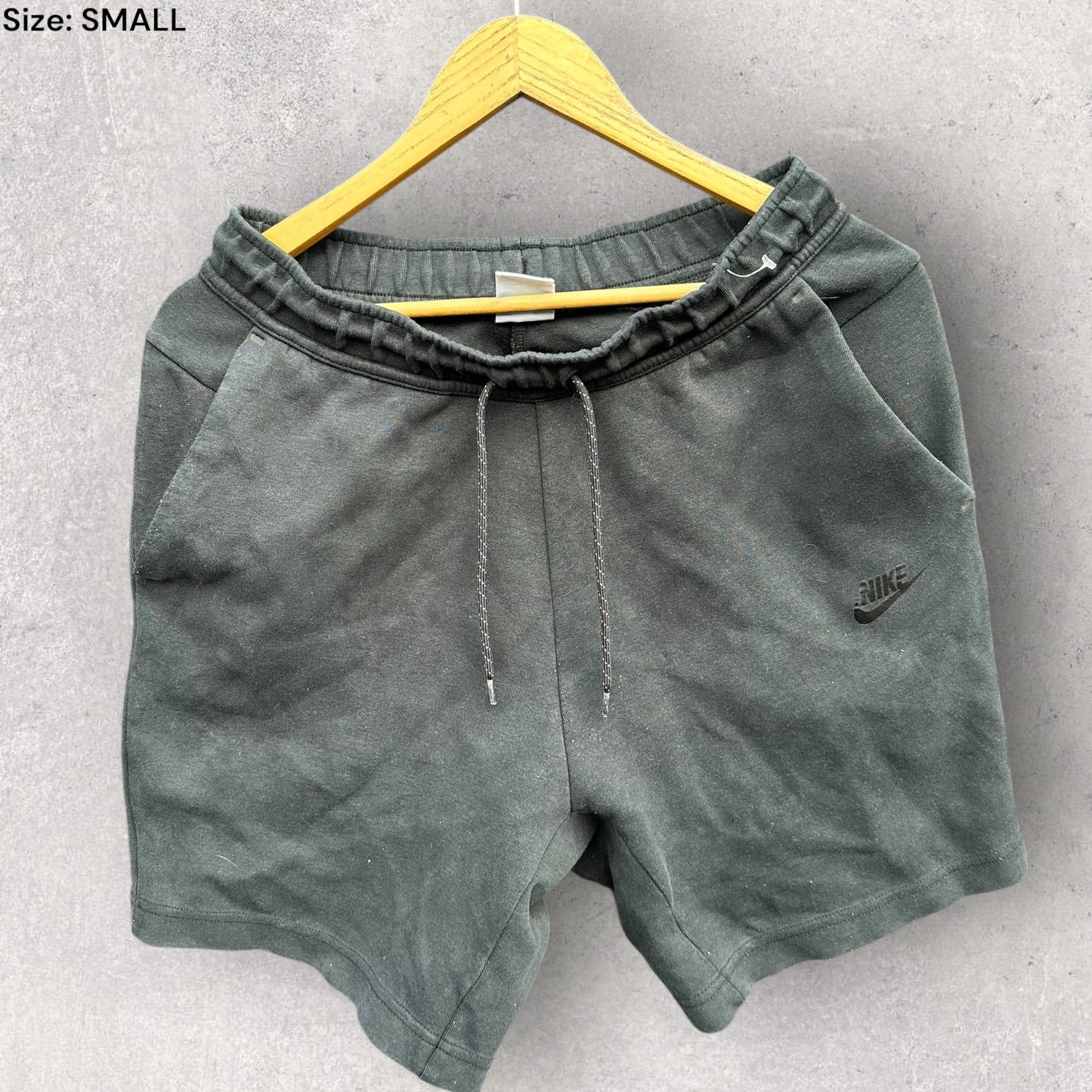 NIKE BLACK TECH SWEAT SHORTS