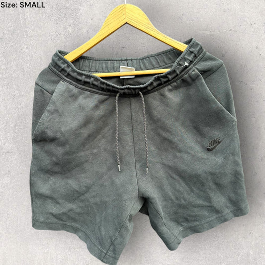NIKE BLACK TECH SWEAT SHORTS