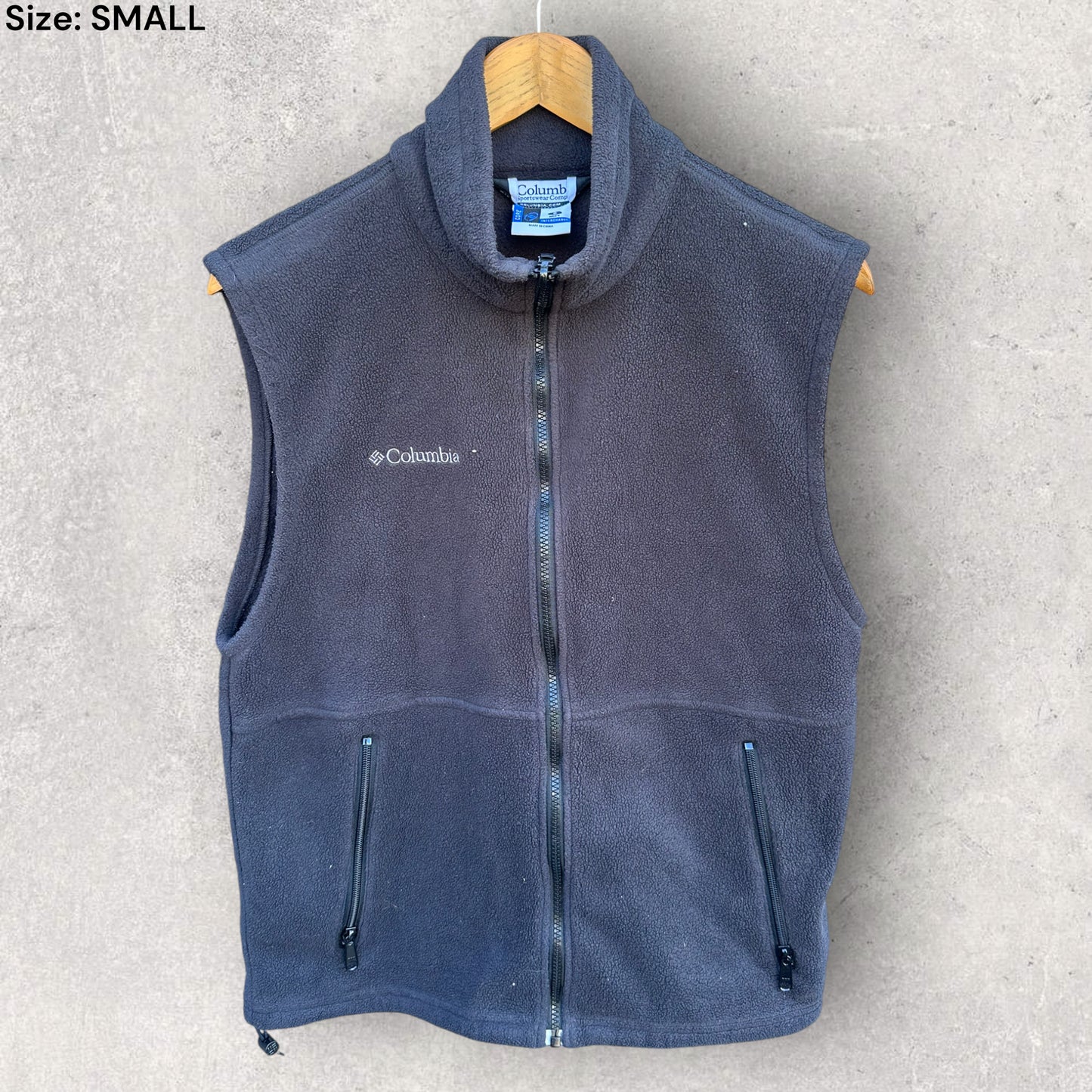 COLUMBIA VINTAGE SLEEVELESS FLEECE JUMPER