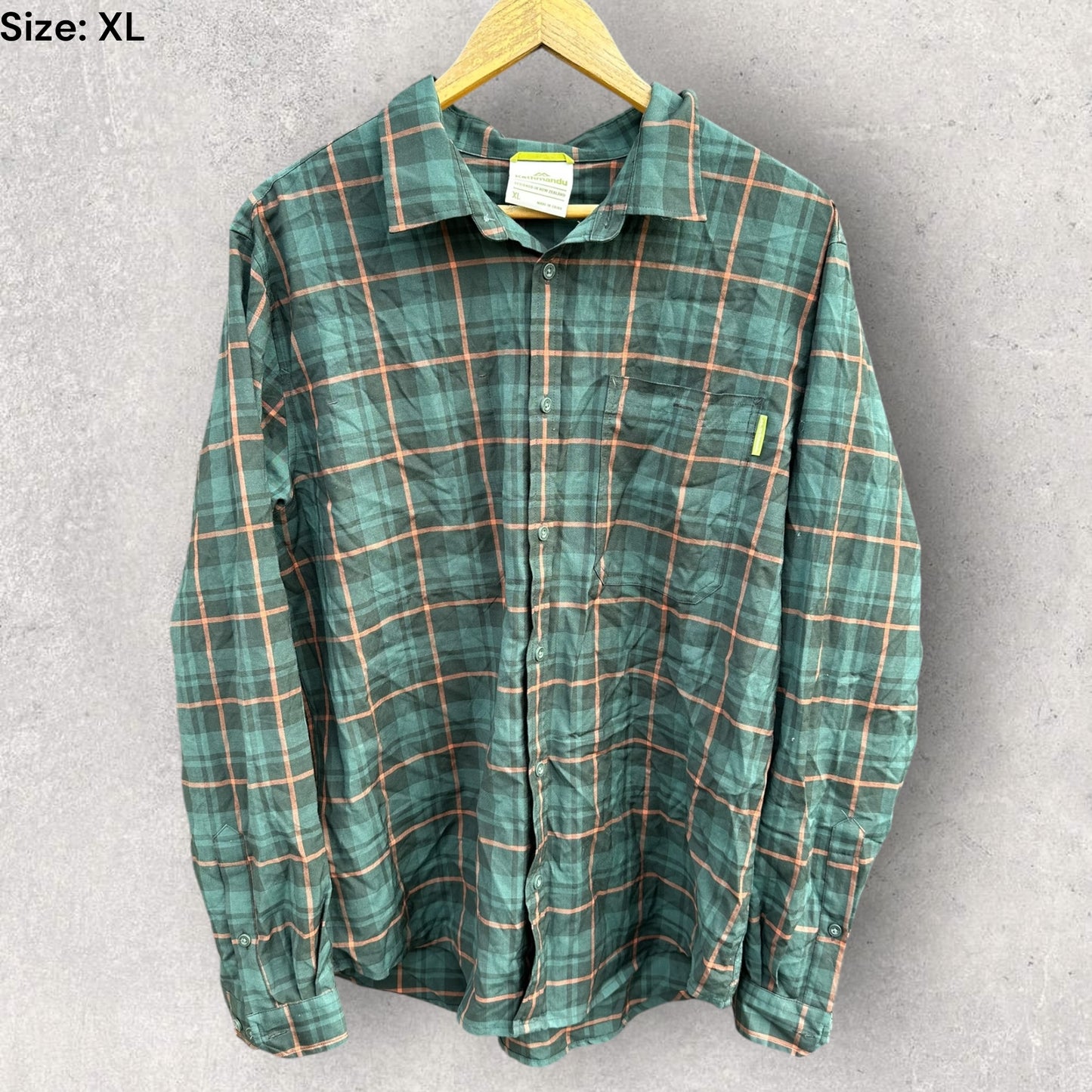 Kathmandu green checkered long sleeve button up shirt