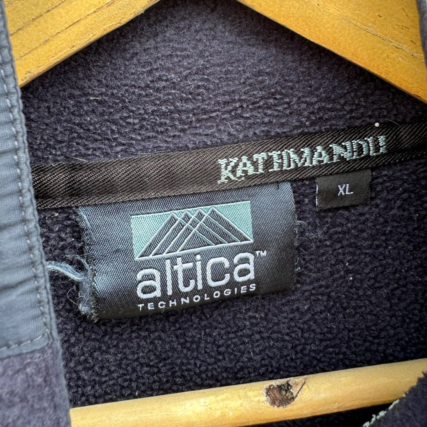 KATHMANDU ALTICA VINTAGE HALF ZIP FLEECE JUMPER