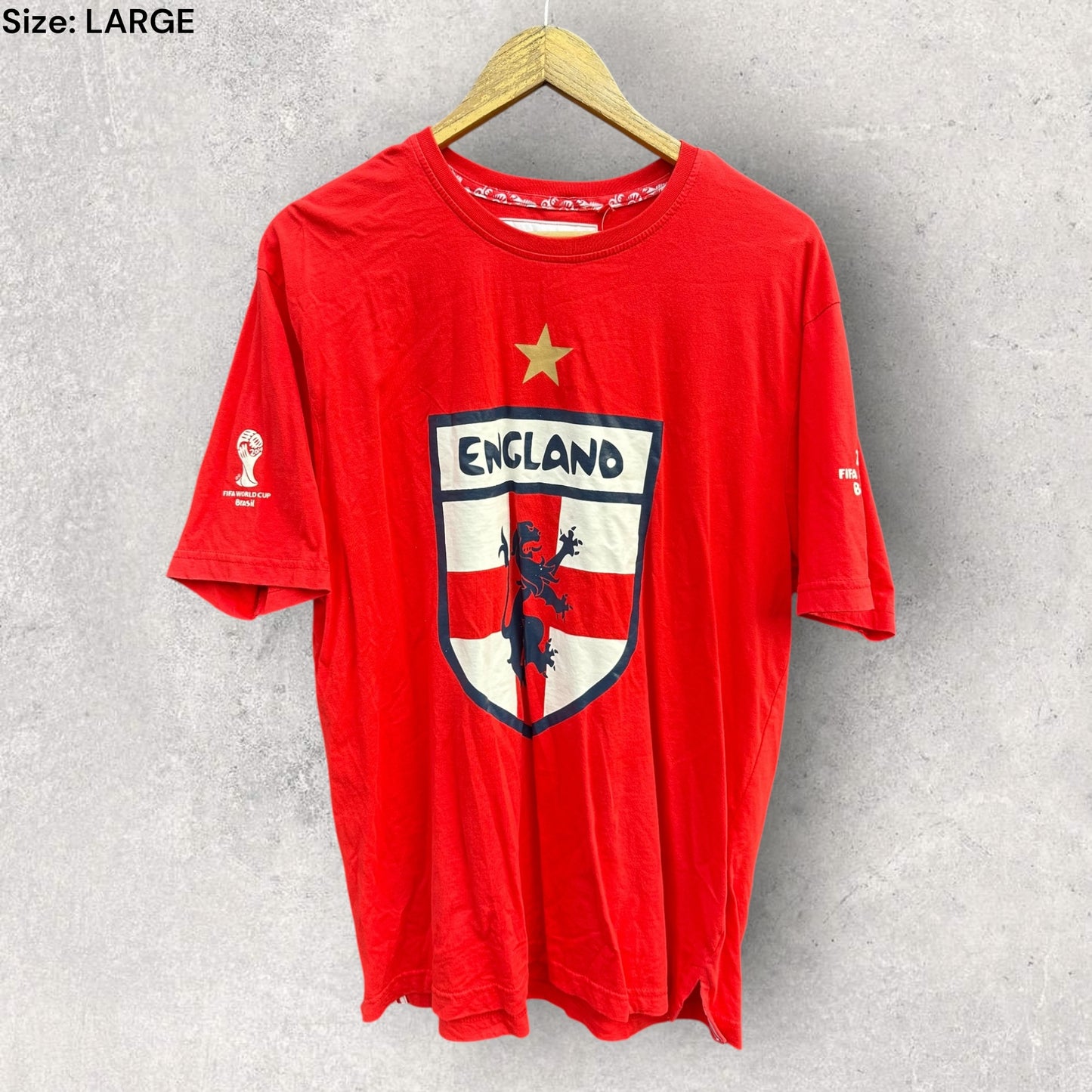 ENGLAND 2014 WORLD CUP FOOTBALL RED SHIRT