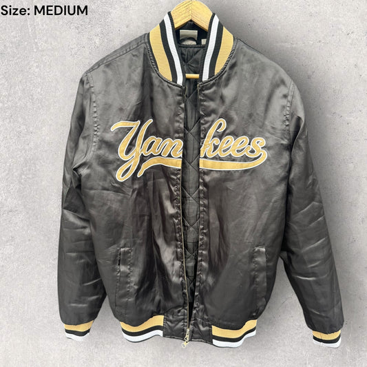 NEW YORK YANKEES MAJESTIC BOMBER JACKET (BROKEN ZIP)