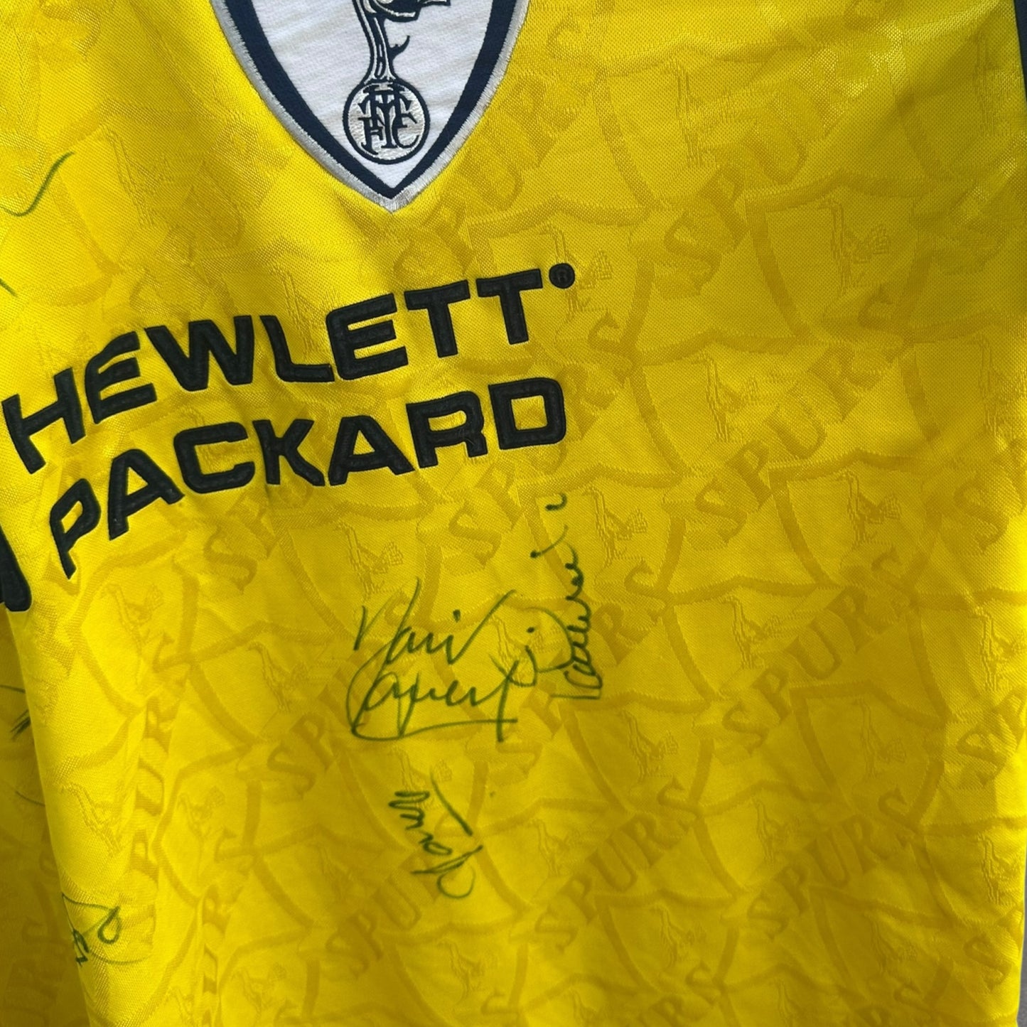 TOTTENHAM HOTSPUR PONY 1995-1996 THIRD VINTAGE FOOTBALL JERSEY SIGNED