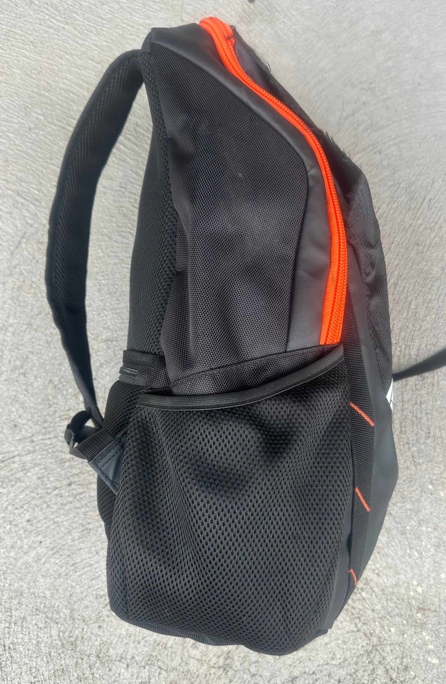 Wests Tigers 2025 Player Issued Backpack to Alex Lobb