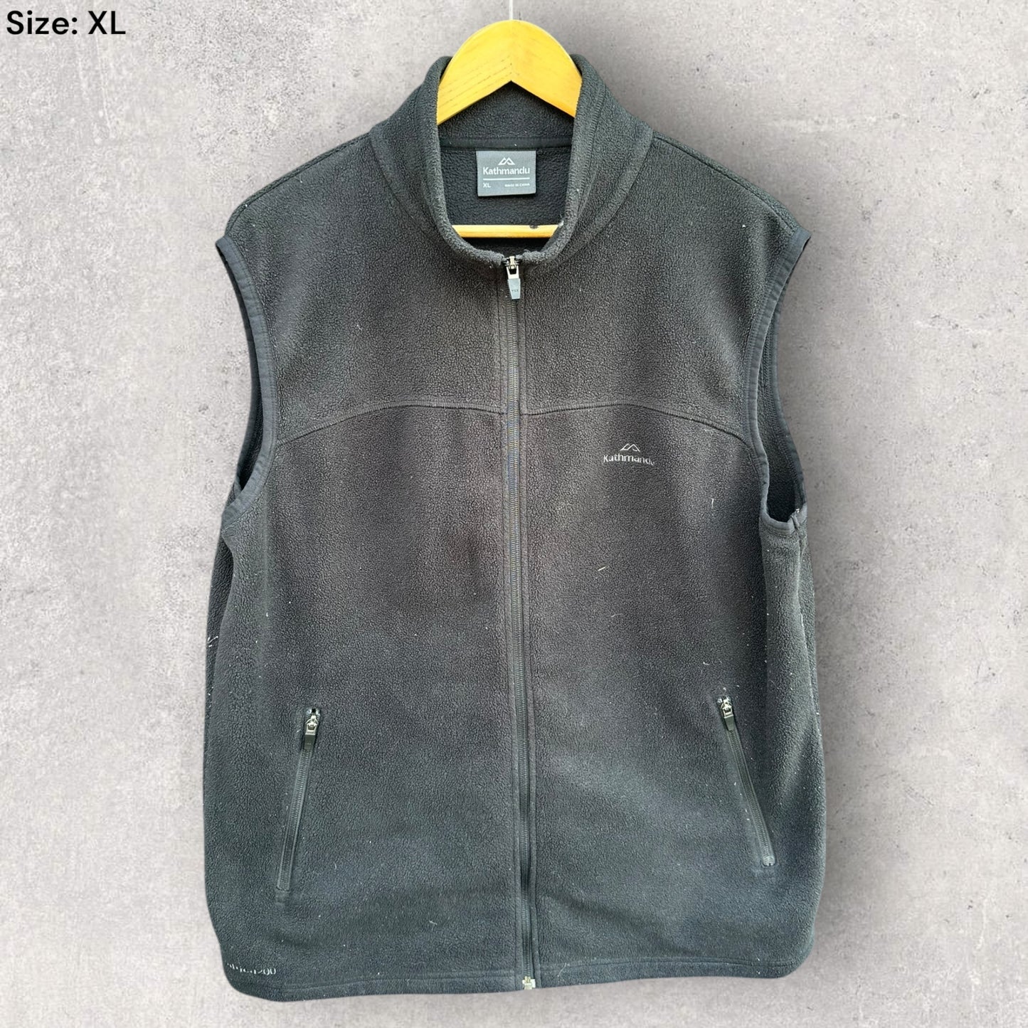 KATHMANDU BLACK SLEEVELESS FLEECE VEST