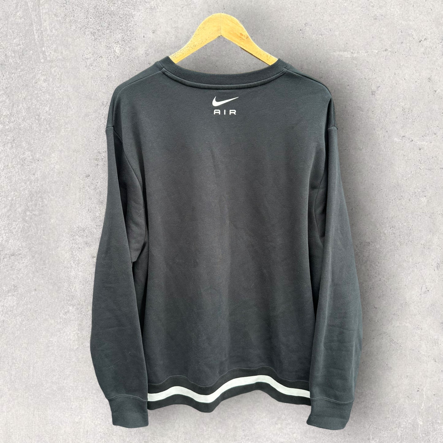 NIKE AIR BLACK PULLOVER JUMPER