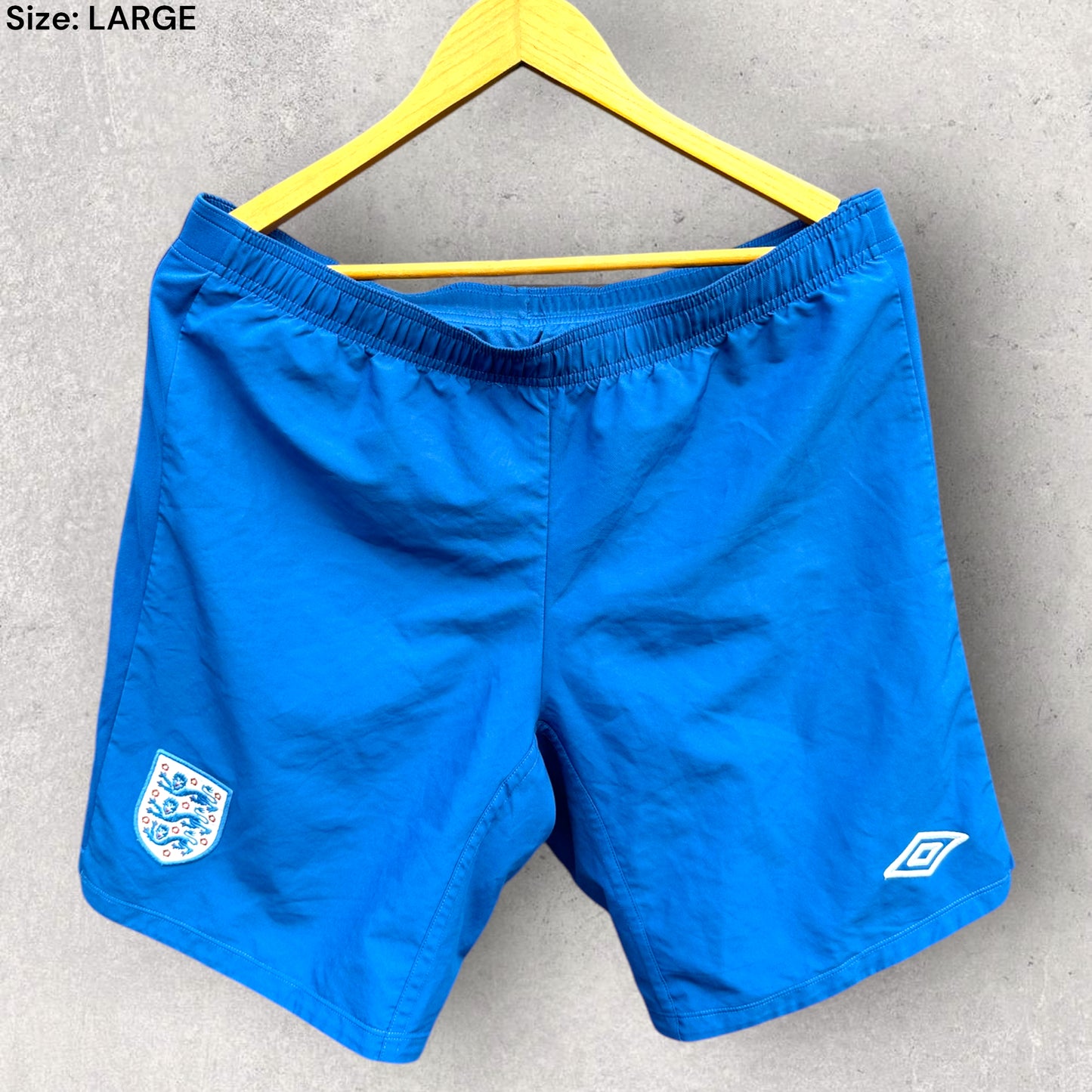 ENGLAND FOOTBALL UMBRO BLUE TRAINING SHORTS SOCCER