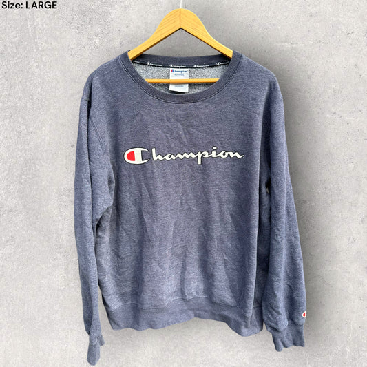 CHAMPION BLUE CREW NECK JUMPER