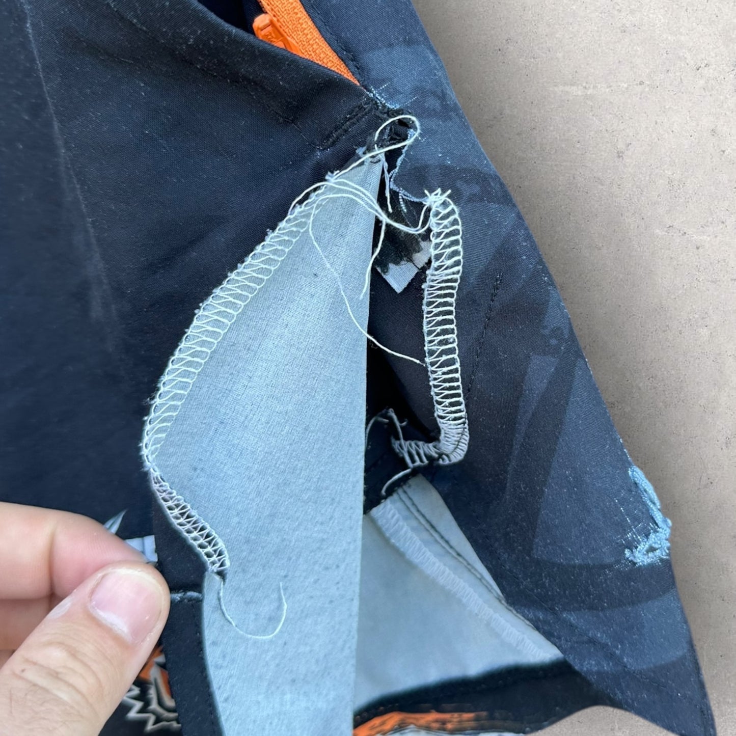 WESTS TIGERS 2025 PLAYER TRAINING SHORTS ISSUED TO REUBEN PORTER