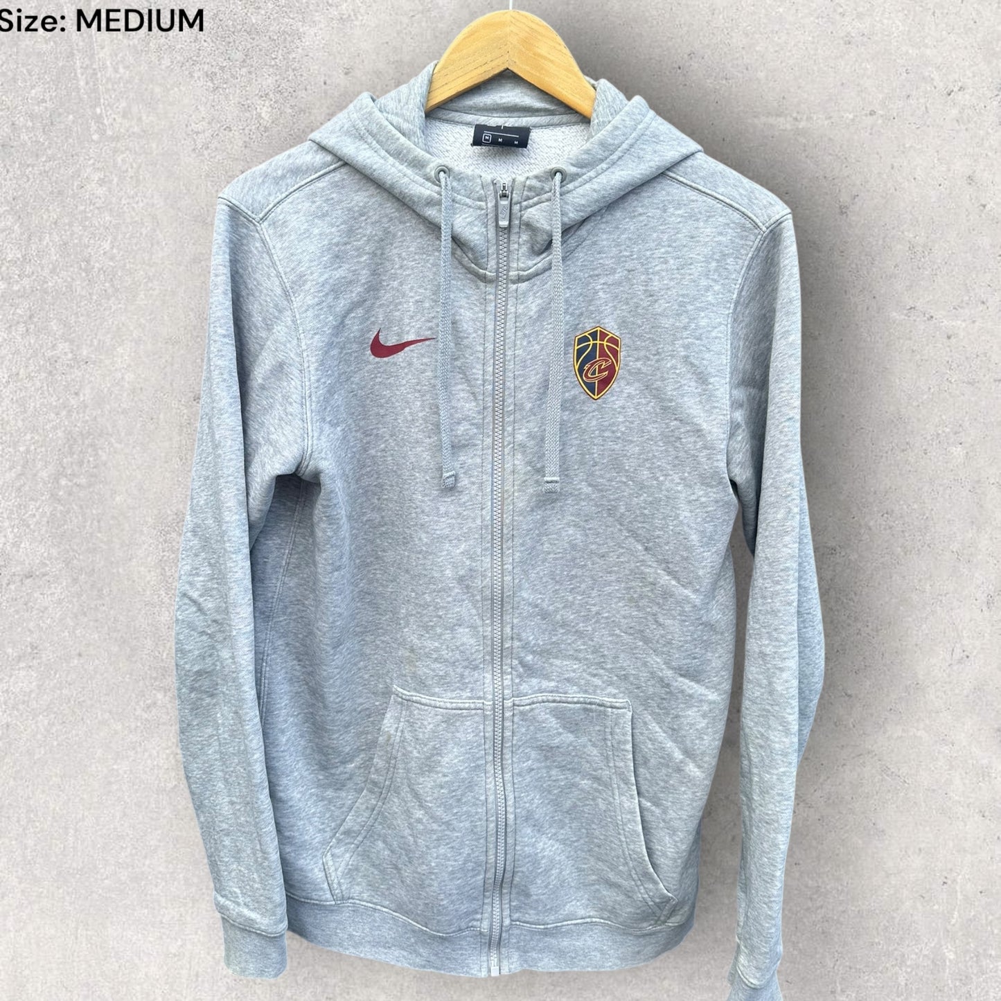 CLEVELAND CAVALIERS NIKE GREY HOODED JUMPER
