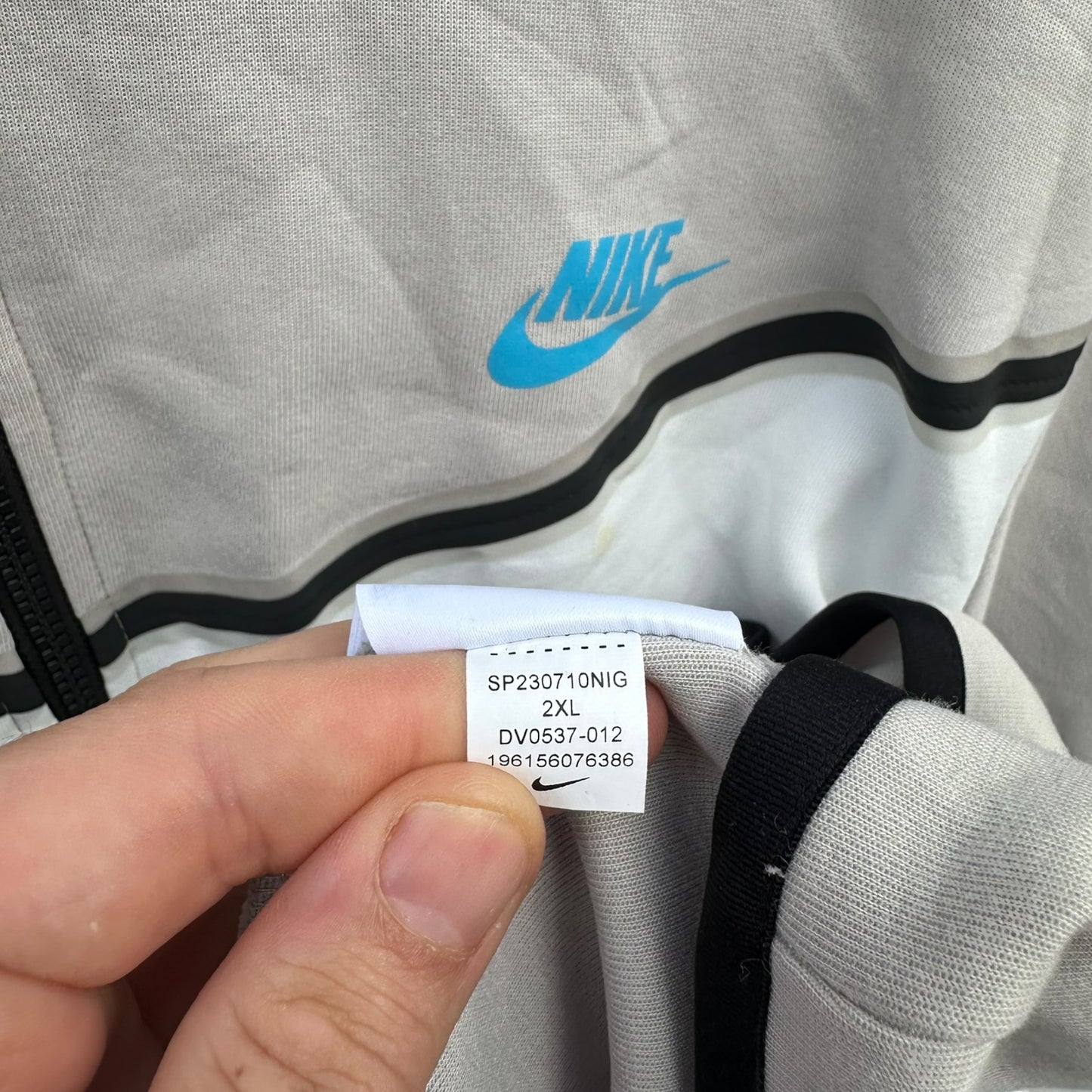 NIKE TECH FLEECE WINDRUNNER JACKET WHITE/IRON GREY & BALLISTIC BLUE