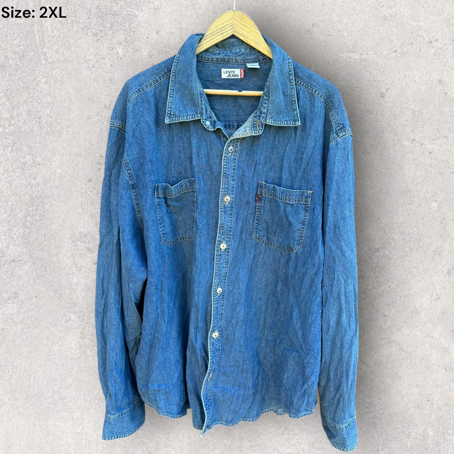 LEVI JEANS DENIM LONG SLEEVE BUTTON UP SHIRT