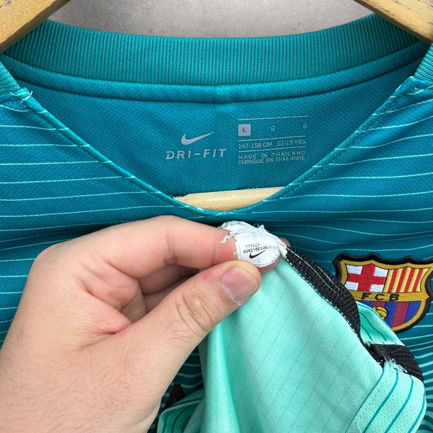 BARCELONA FC 2017-2018 THIRD NIKE FOOTBALL JERSEY