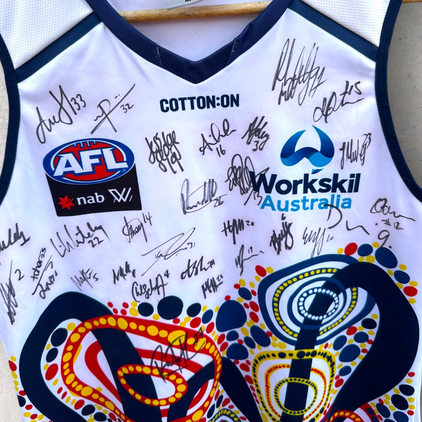 ADELAIDE CROWS AFLW 2021 INDIGENOUS PLAYER SPARE JERSEY SIGNED BY SQUAD