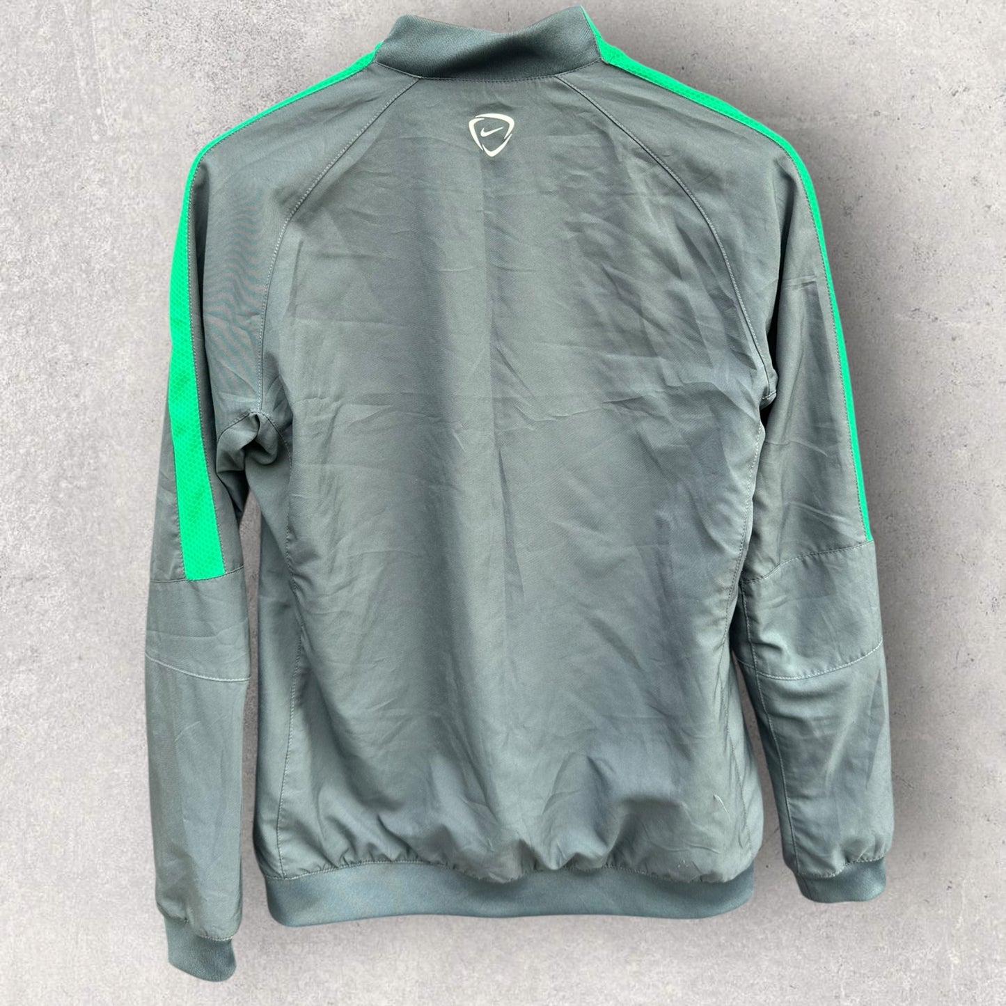 AUSTRALIAN SOCCEROOS NIKE GREY WINDBREAKER FOOTBALL JACKET
