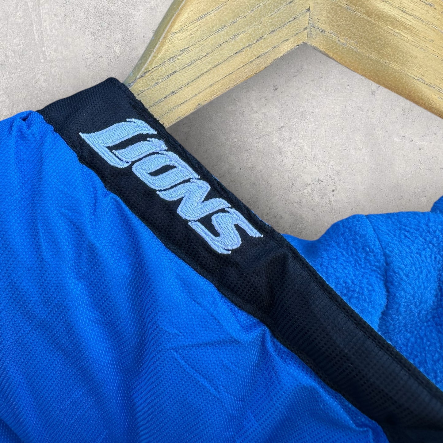 DETRIOT LIONS NFL BLUE FULL ZIP TRACK JACKET
