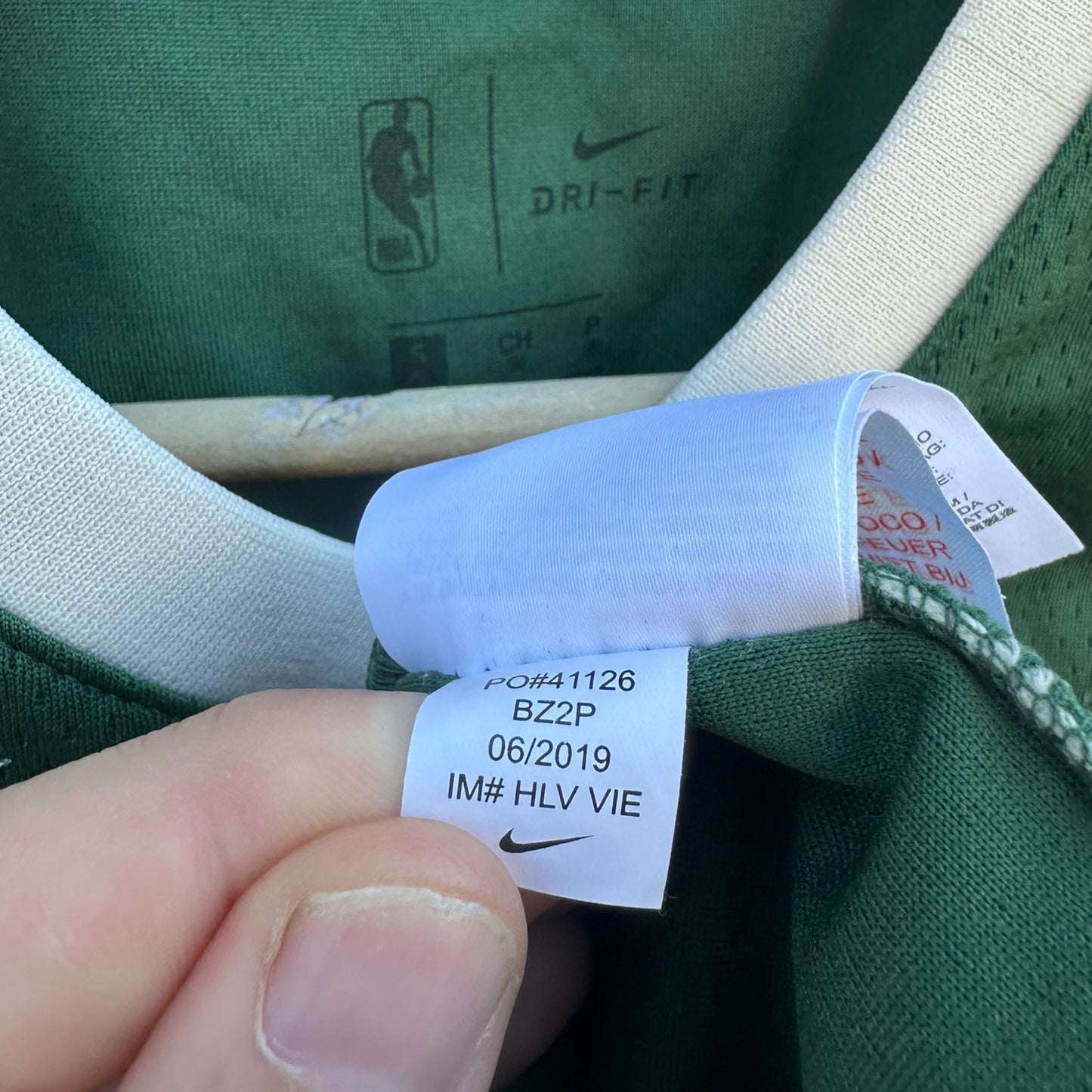 GIANNIS ANTETOKOUNMPO MILWAUKEE BUCKS NIKE KIDS NBA JERSEY