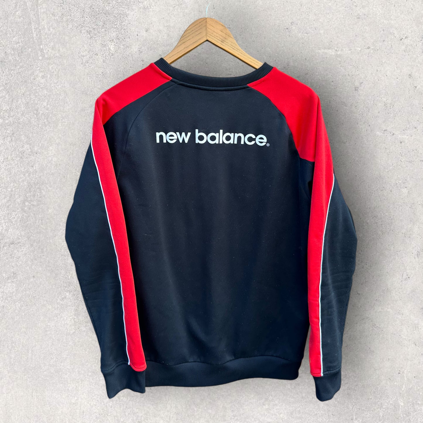 LIVERPOOL FC NEW BALANCE JUMPER