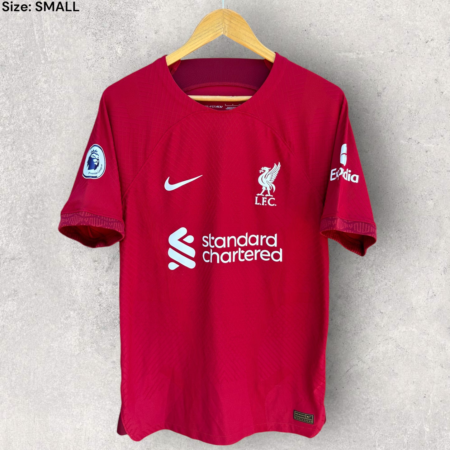 LIVERPOOL FC 2022-2023 NIKE MATCH DAY ADV DRI FIT HOME JERSEY + 27 items for footy dept