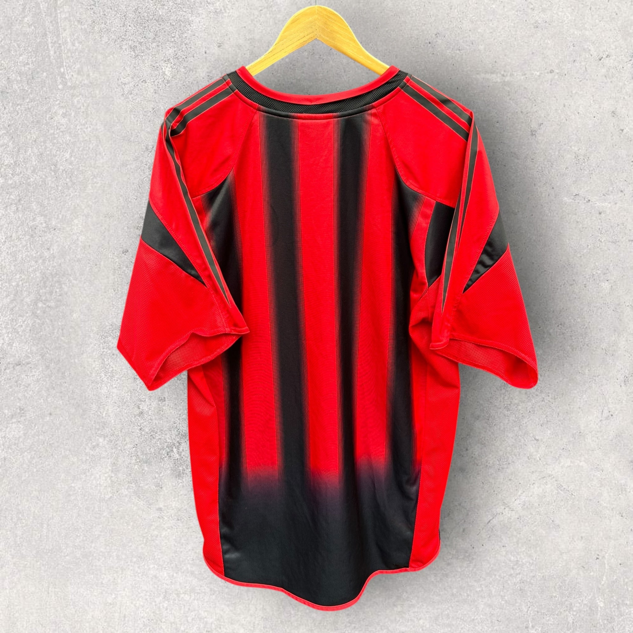 AC MILAN 2004-2005 ADIDAS HOME JERSEY – THRILLOFTHETHRIFT