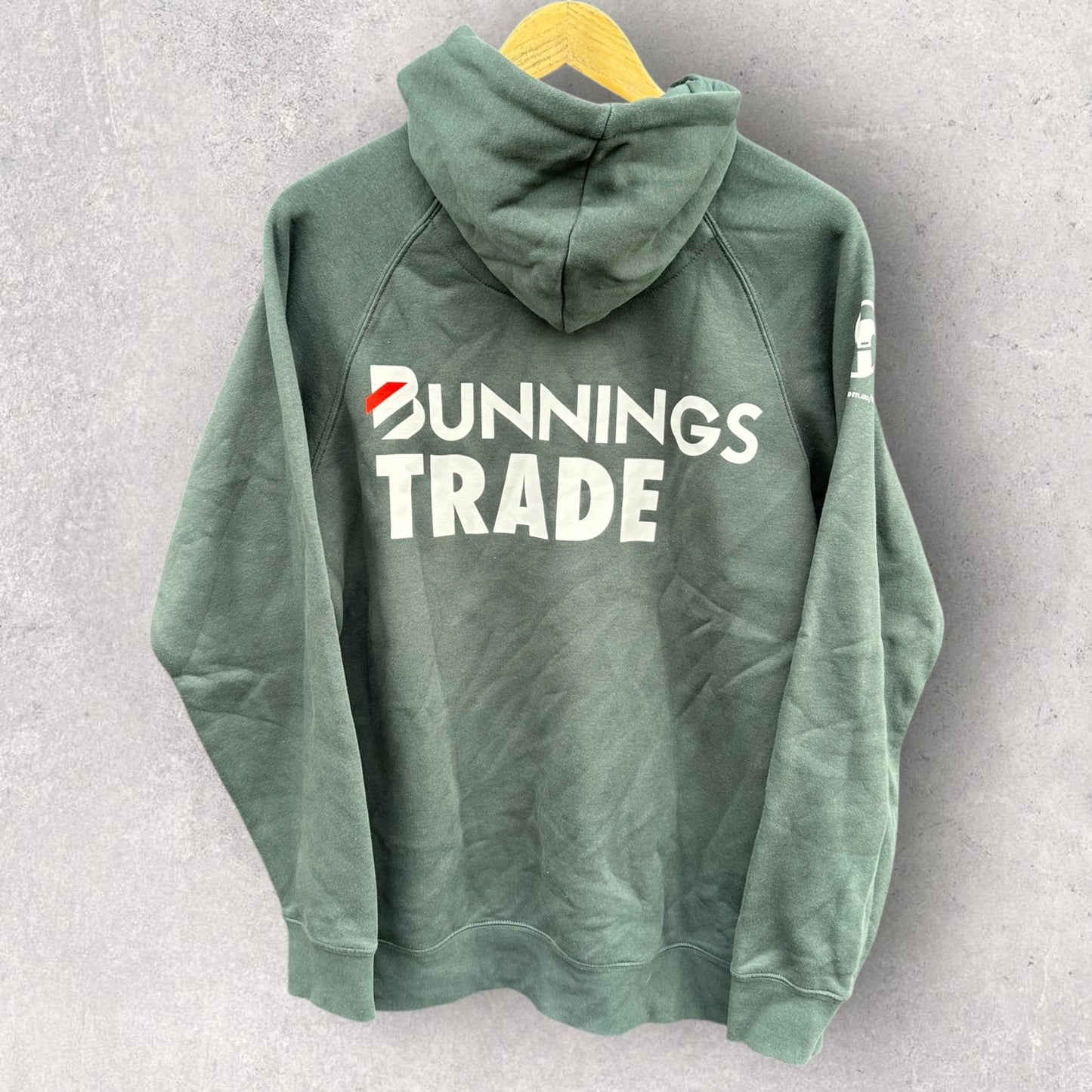 Bunnings Warehouse Trade Green Pullover Hooded Jumper