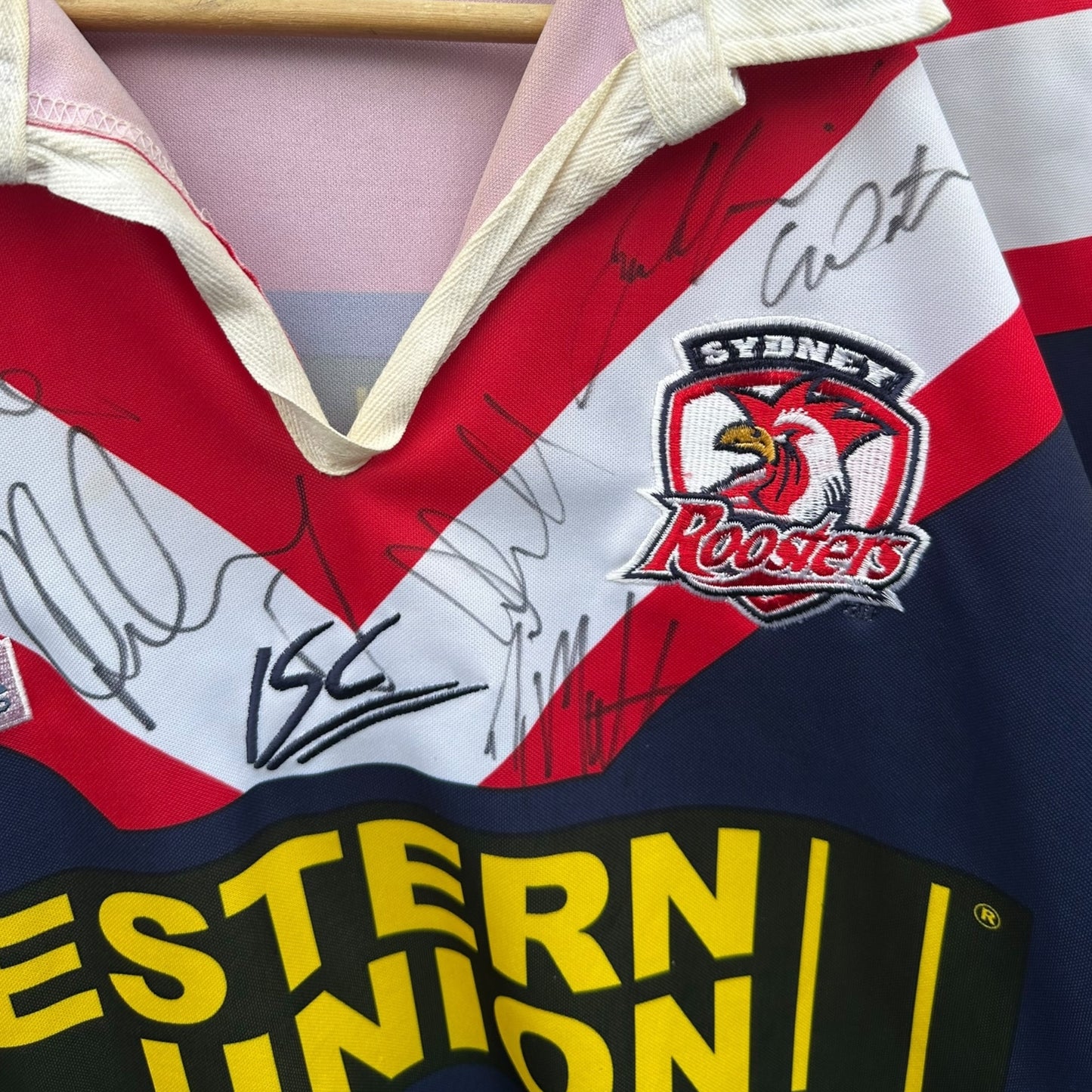 SYDNEY ROOSTERS 2002 ISC HOME JERSEY PREMIERSHIP YEAR SIGNED