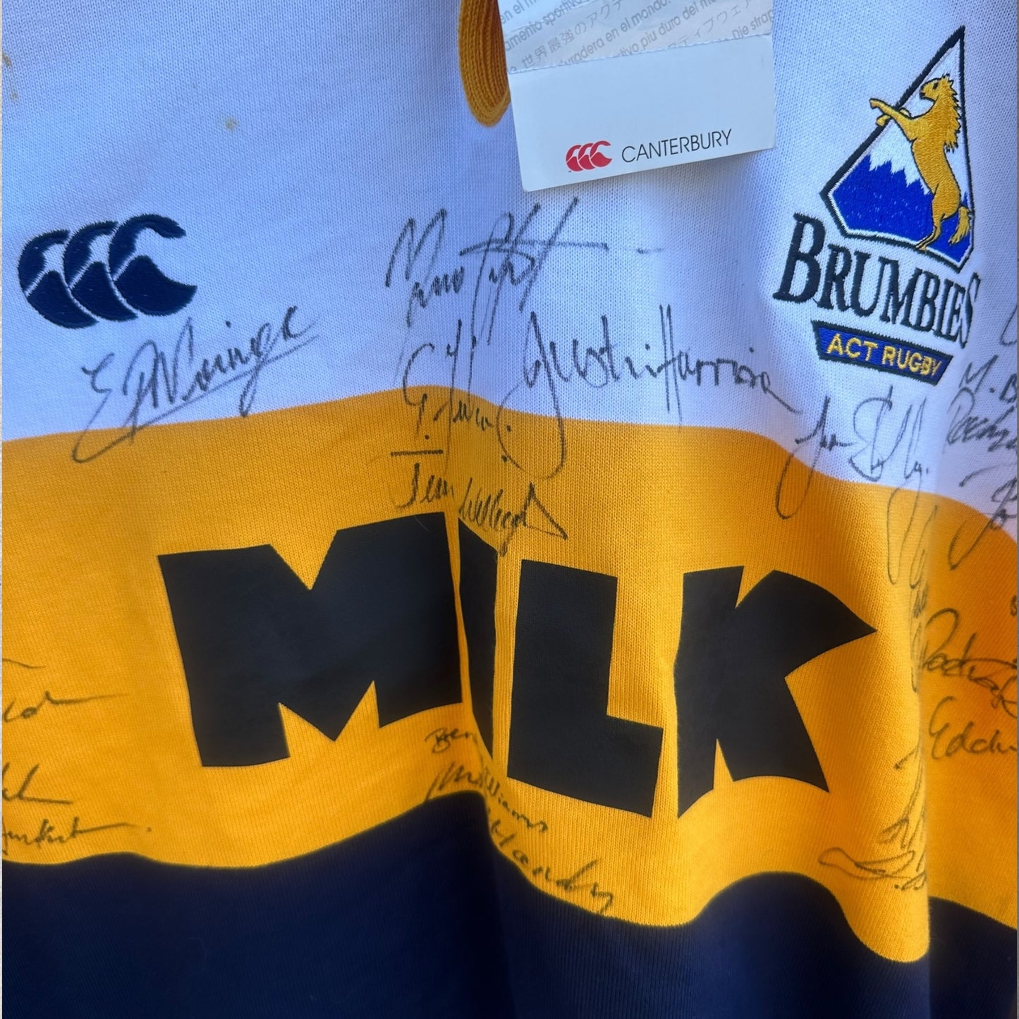 ACT BRUMBIES 1998 FULLY SIGNED LONG SLEEVE CANTERBURY JERSEY BRAND NEW WITH TAGS
