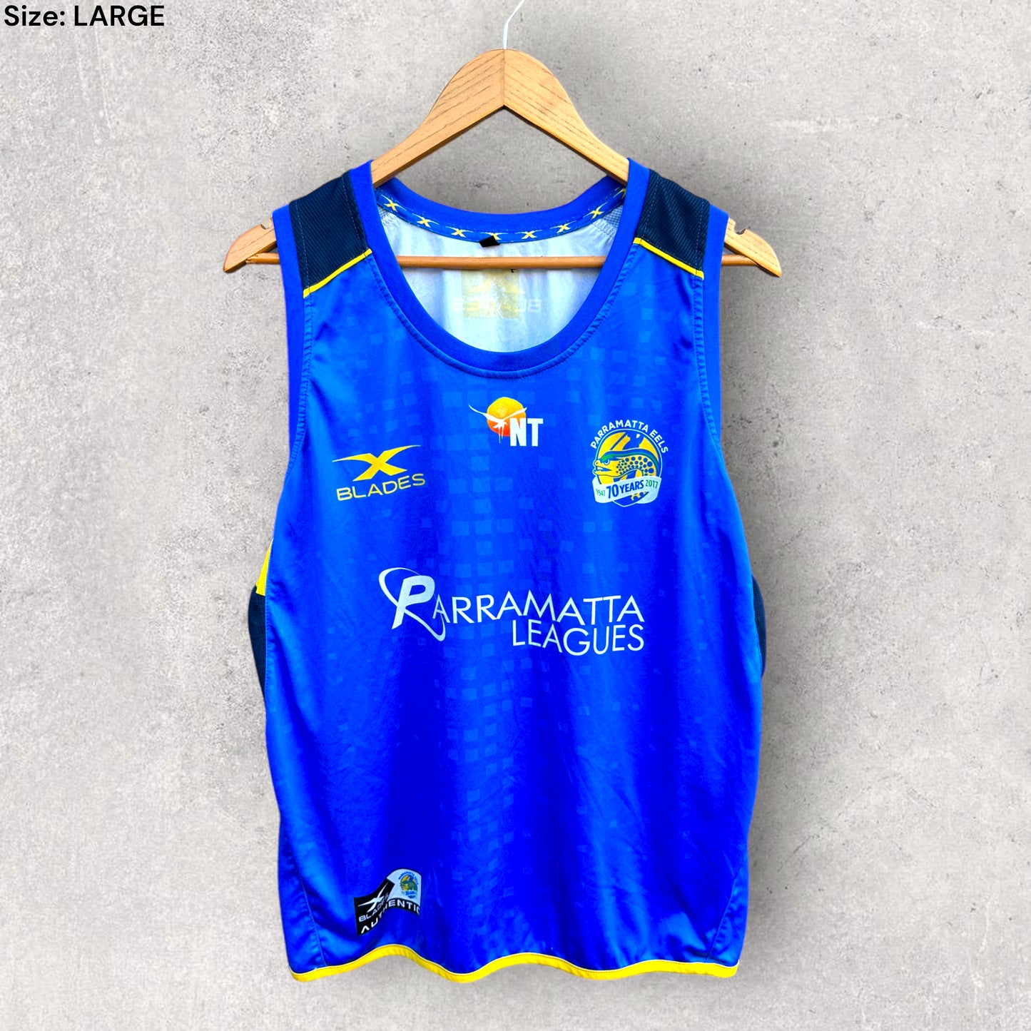 PARRAMATTA EELS 2017 TRAINING SINGLET