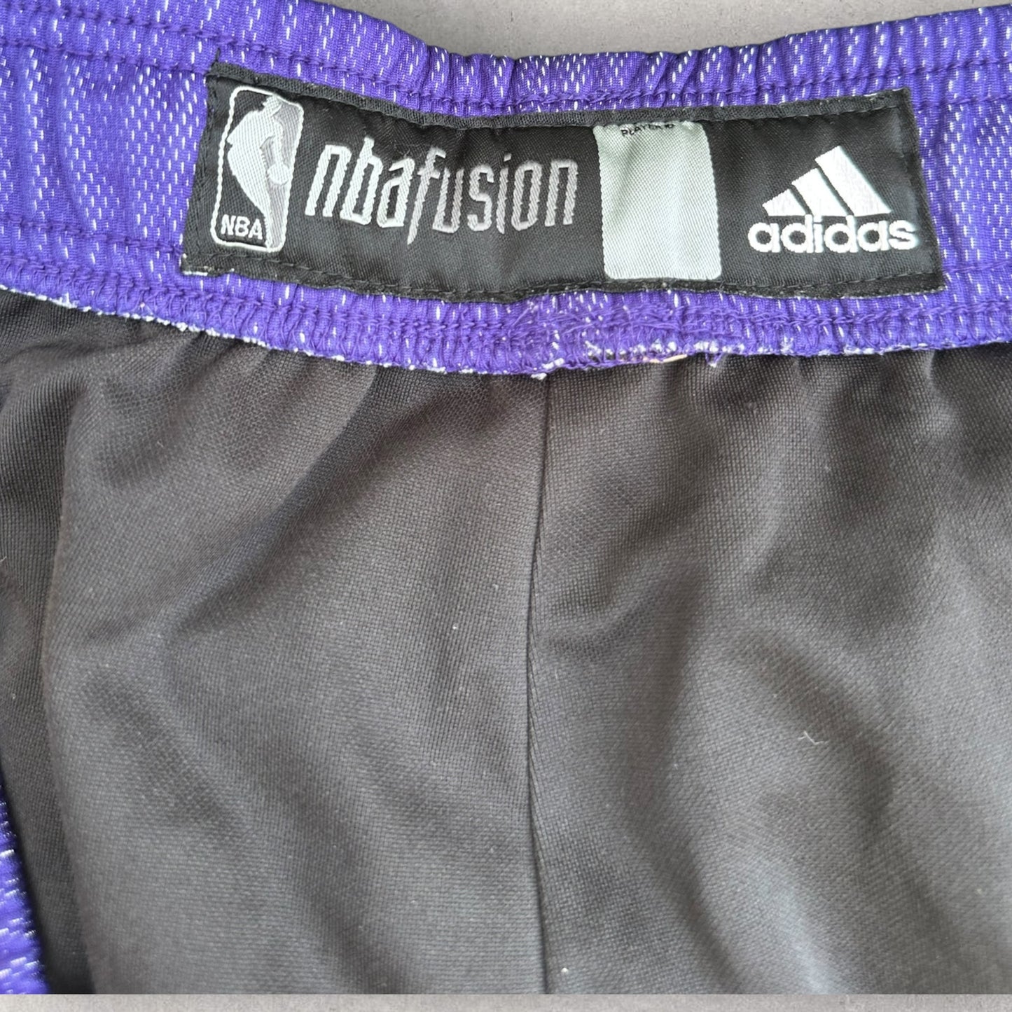 LOS ANGELES LAKERS NBA FUSION ADIDAS VINTAGE BASKETBALL SHORTS