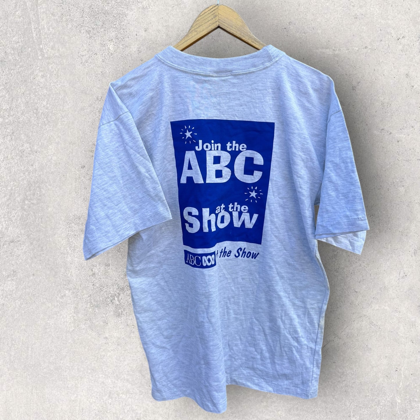 AUSTRALIAN BROADCAST NETWORK ABC VINTAGE EASTER SHOW SHIRT