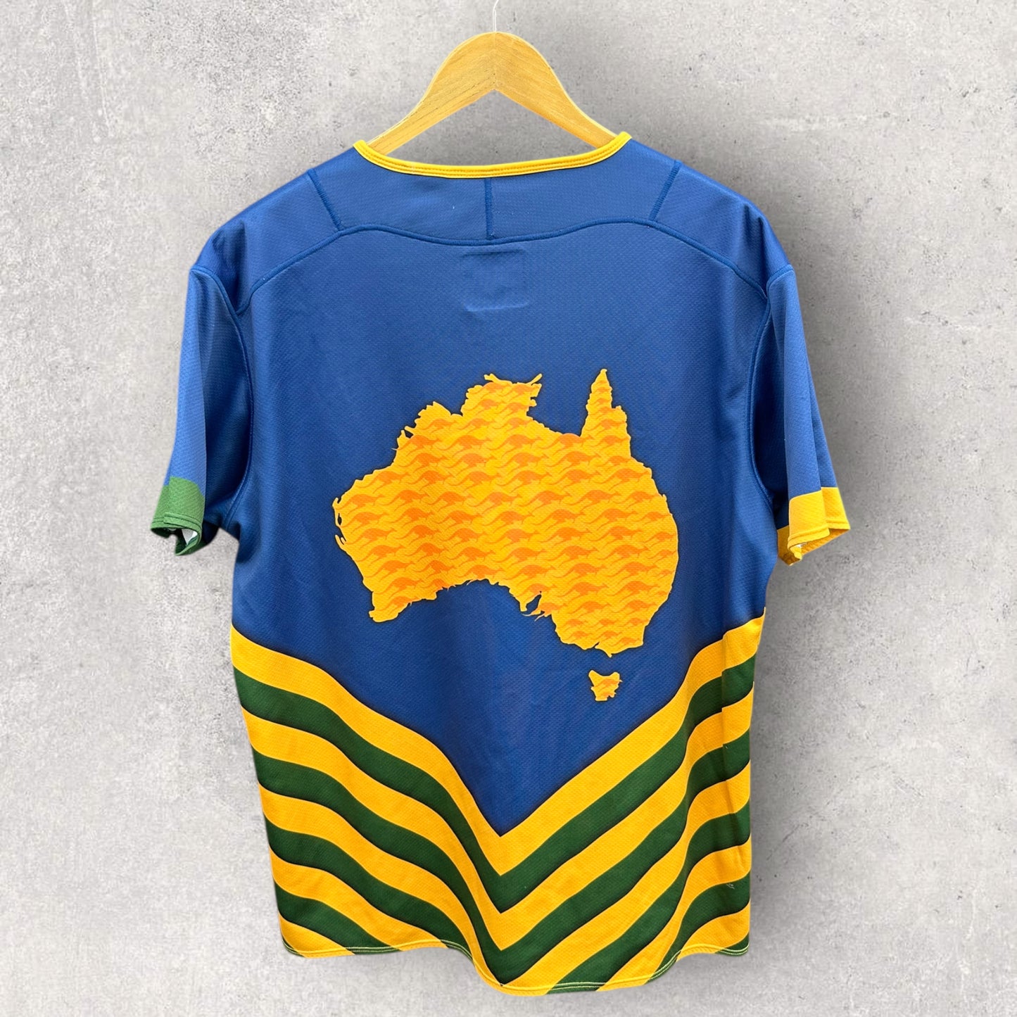 AUSTRALIAN KANGAROOS ANZAC DAY 2016 TRAINING JERSEY