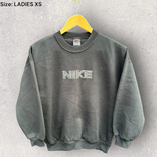 NIKE VINTAGE PULLOVER BLACK JUMPER