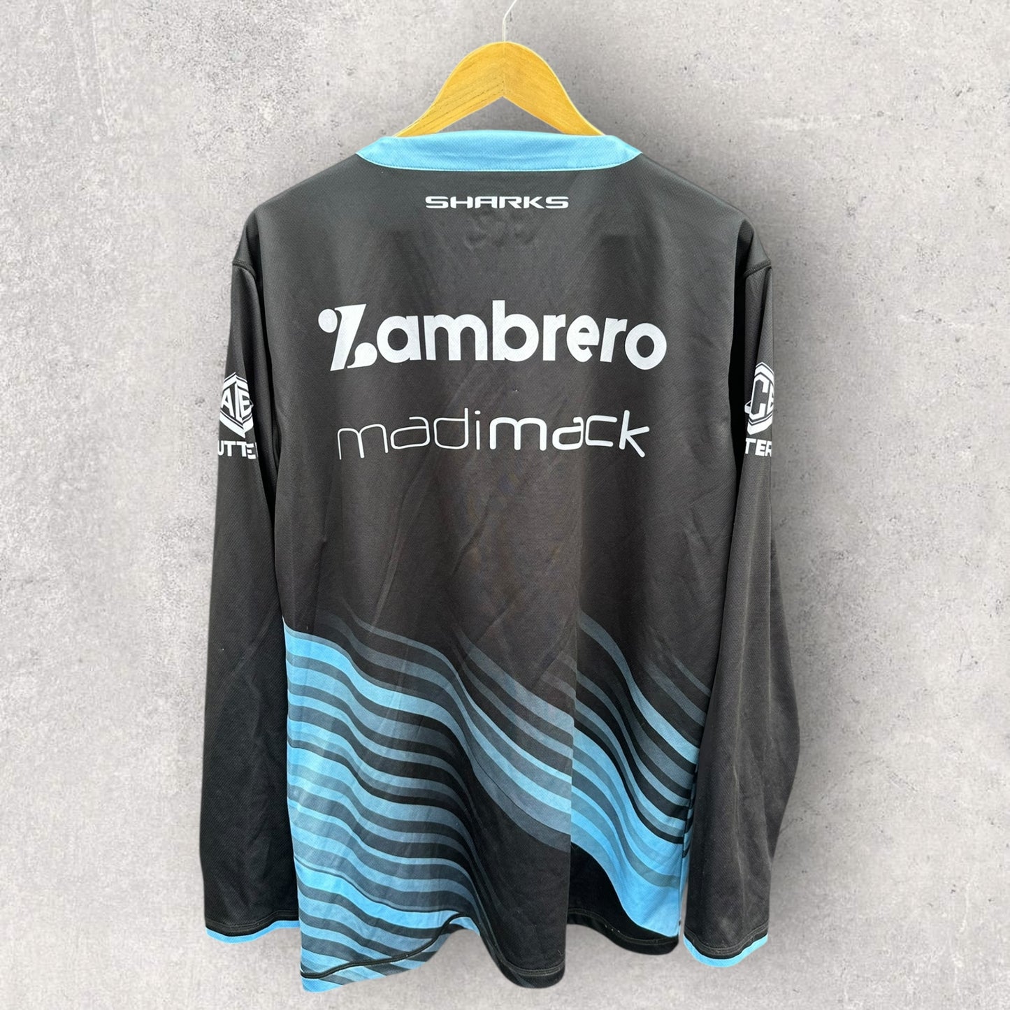 CRONULLA SHARKS 2024 CLASSIC LONG SLEEVE TRAINING SHIRT ISSUED TO TOM HAZLETON