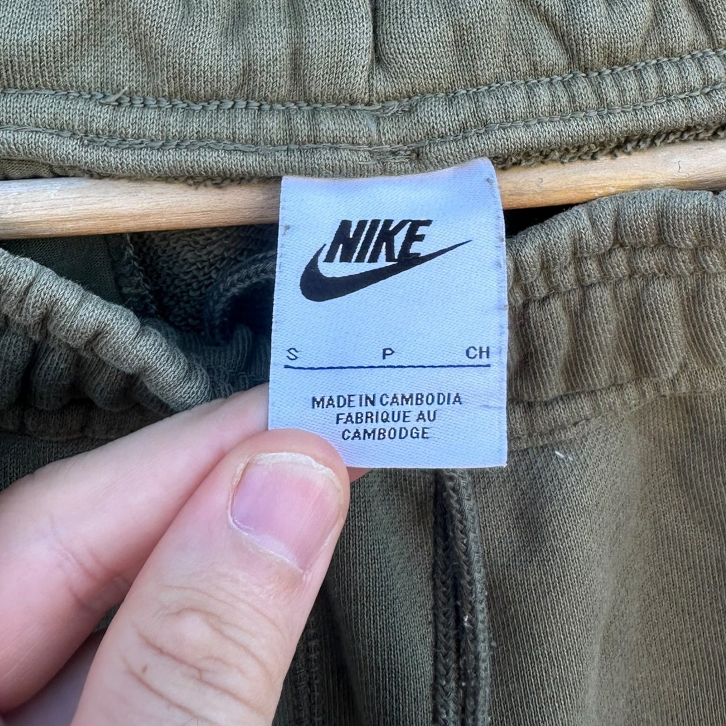 NIKE AIR OLIVE GREEN SWEAT PANTS