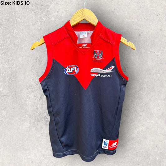 MELBOURNE DEMONS KIDS AFL GUERNSEY