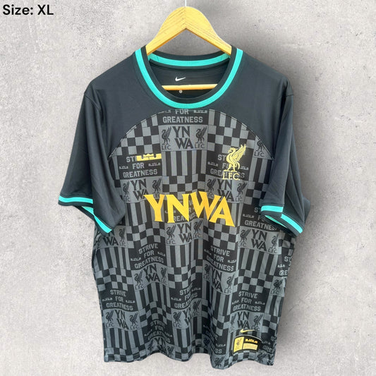 LEBRON JAMES X LIVERPOOL FC NIKE STADIUM JERSEY