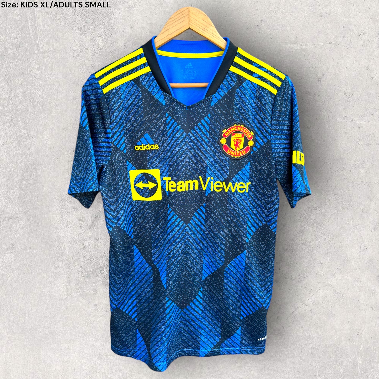 MANCHESTER UNITED 2022-2023 THIRD JERSEY