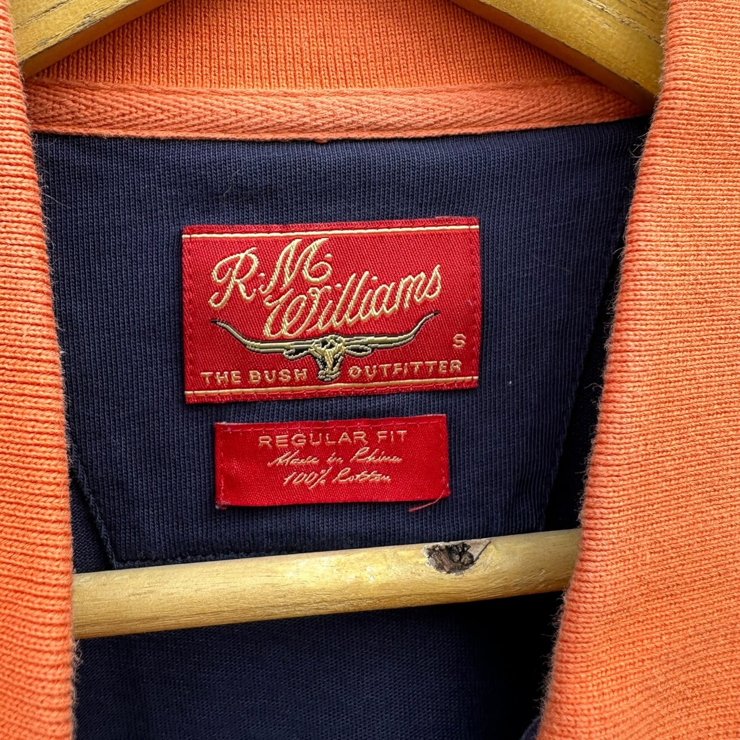 RM WILLIAMS VINTAGE BLUE / SKIN TONE POLO SHIRT