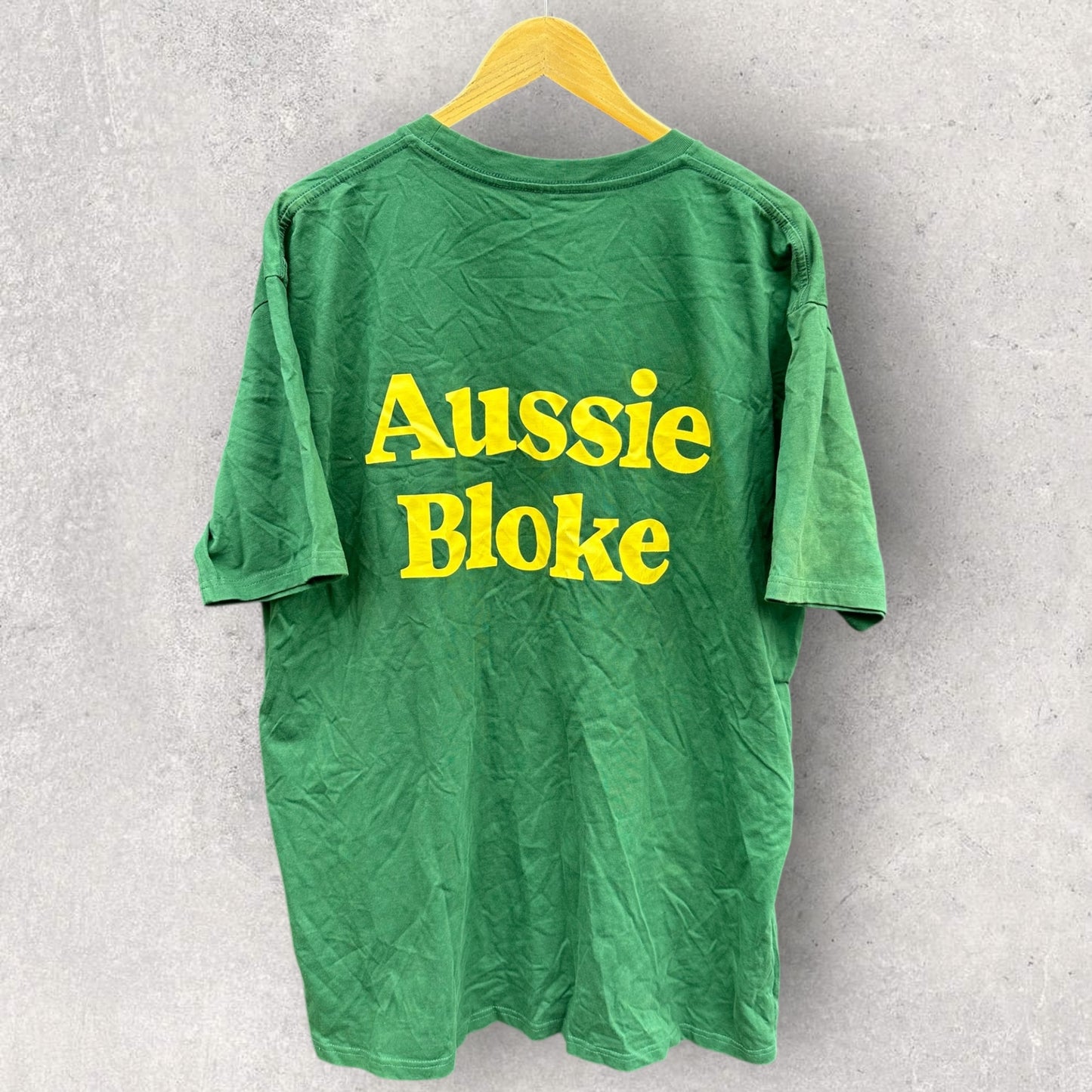 BLOKE IN A BAR “AUSSIE BLOKE” GREEN SHIRT