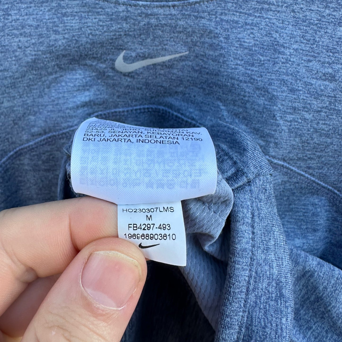 NIKE DRI-FIT SWIFT UV WOMENS CREW-NECK RUNNING TOP GREY