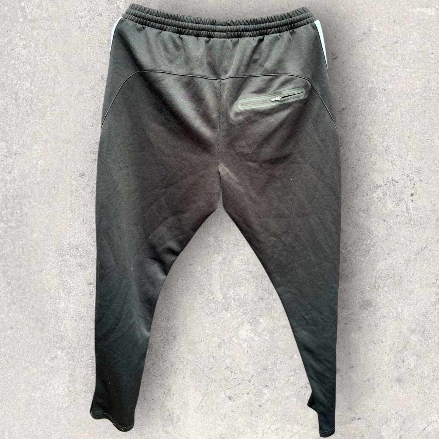 CRONULLA SHARKS DYNASTY BLACK TRACK PANTS PLAYER ISSUED