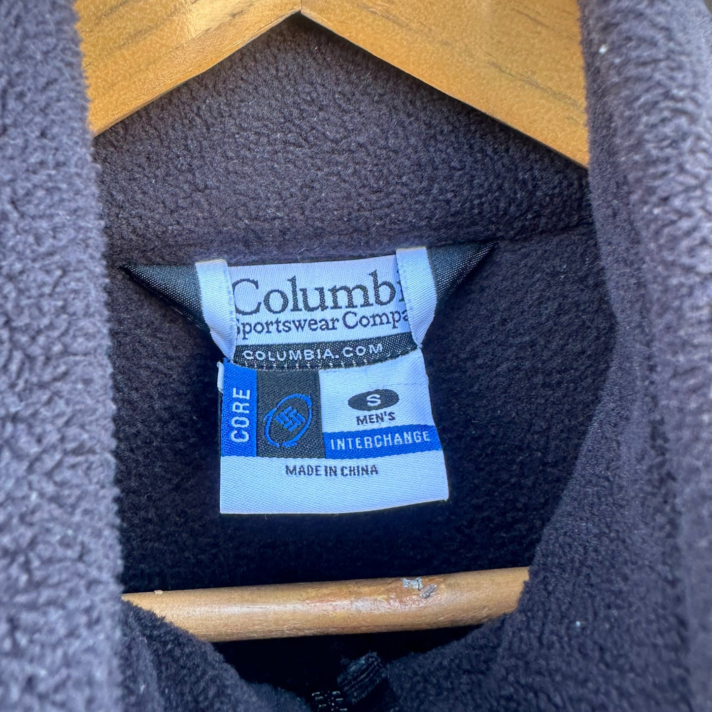 COLUMBIA VINTAGE SLEEVELESS FLEECE JUMPER