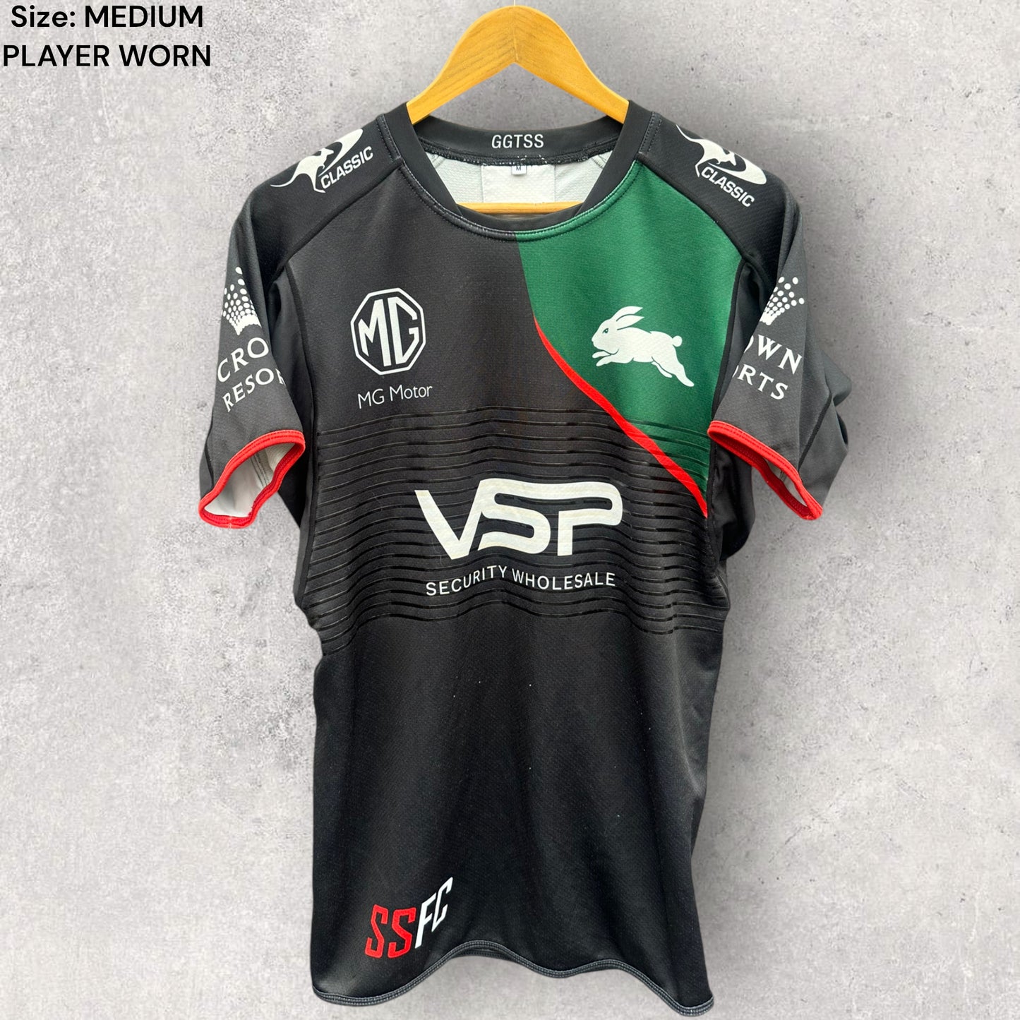 SOUTH SYDNEY RABBITOHS 2022 PLAYER WORN BLACK TRAINING JERSEY #8