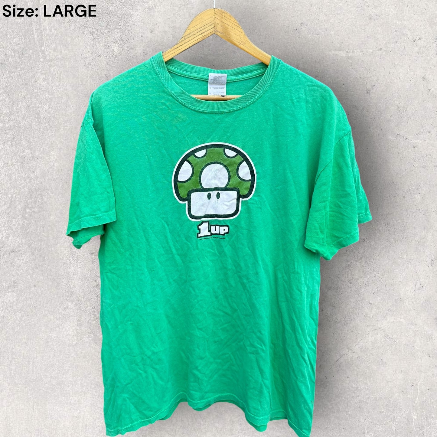 NINTENDO 2006 1UP MARIO GREEN SHIRT