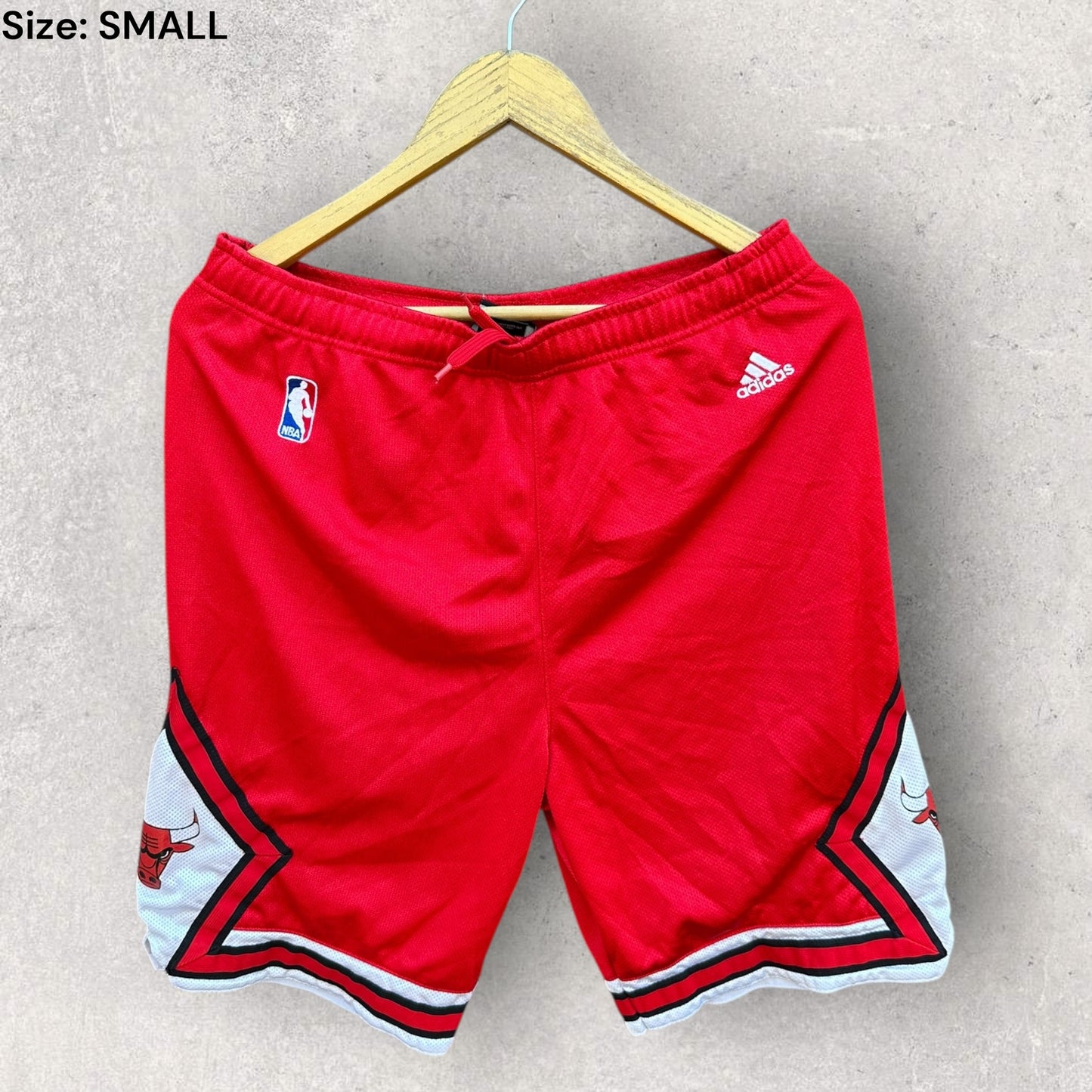 CHICAGO BULLS ADIDAS NBA RED TRAINING SHORTS