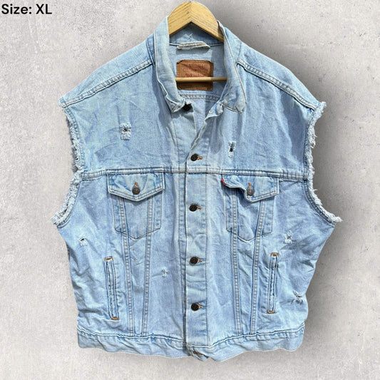 LEVI STRAUSS DENIM DISTRESSED BLUE VEST