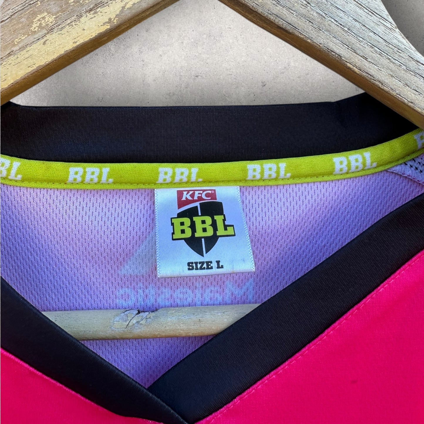 Sydney 6ers BBL Pink Cricket Singlet