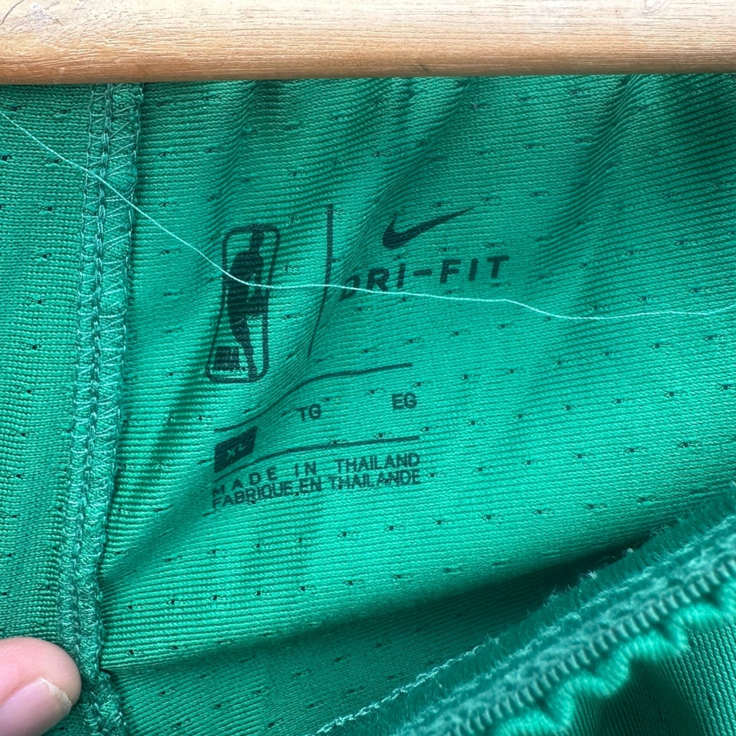 BOSTON CELTICS NIKE GREEN TRAINING BASKETBALL SHORTS