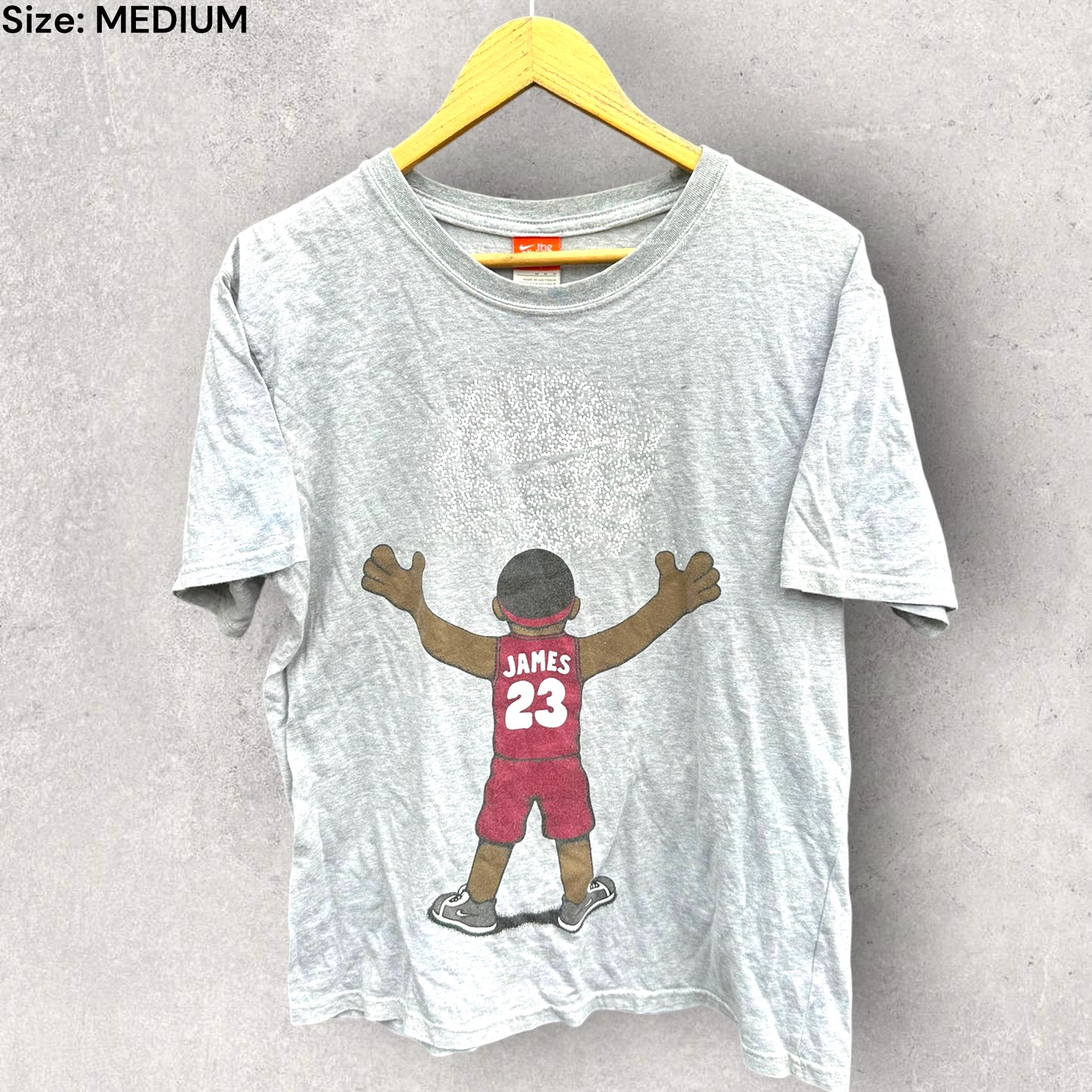 LEBRON JAMES WARM UP RITUAL ANIMATION NIKE SHIRT